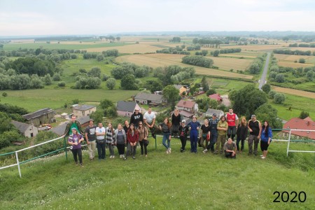 Click to zoom the picture.